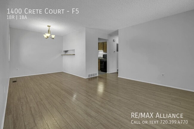 Building Photo - 1400 Crete Ct