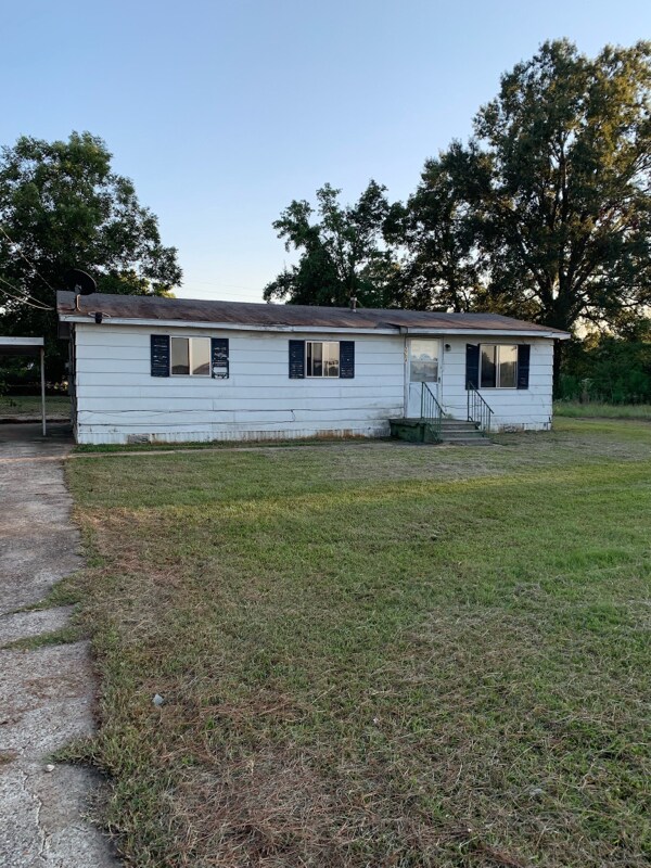 2704 NashThompson Ln, Texarkana, AR 71854 House Rental in Texarkana