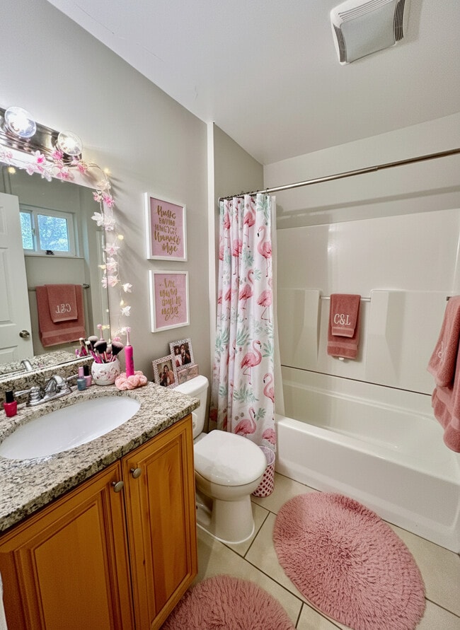 Building Photo - 60 Egmont St