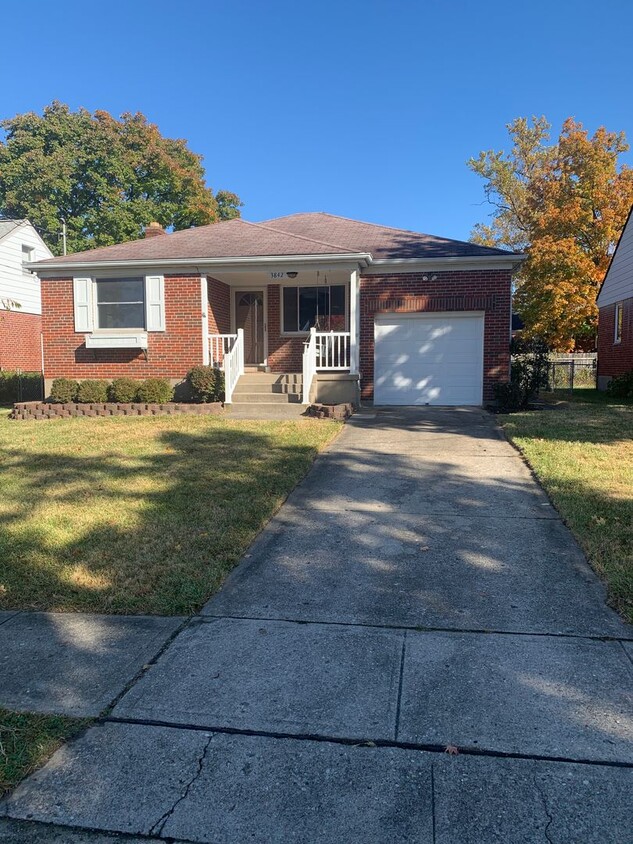 3842 Gatewood Ln, Cincinnati, OH 45236 House Rental in Cincinnati, OH