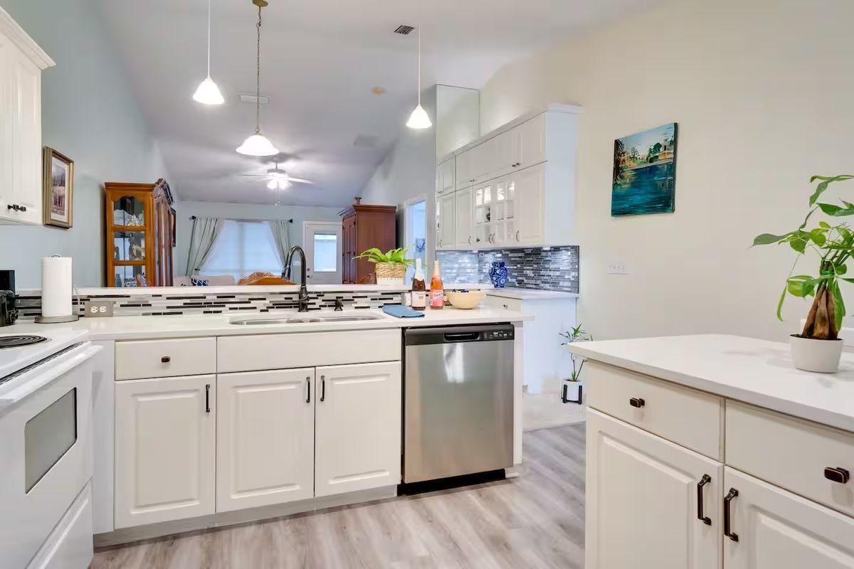 Foto del edificio - 6355 NW 106th Pl