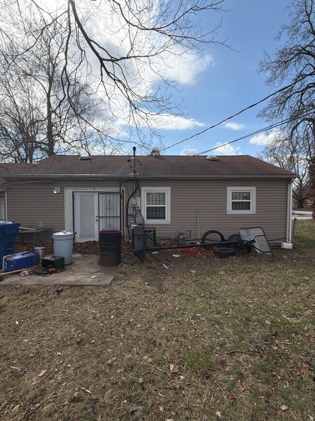 Foto del edificio - 7013 Edna St