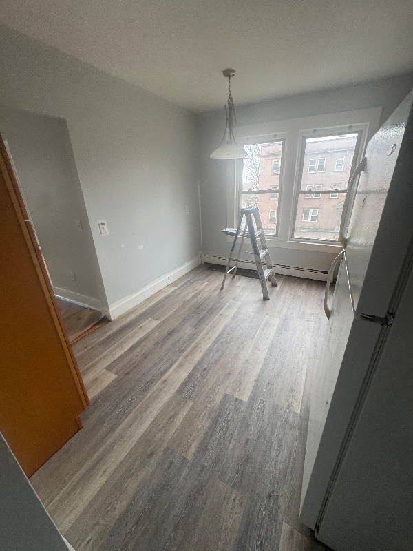 Building Photo - 17 Windsor St