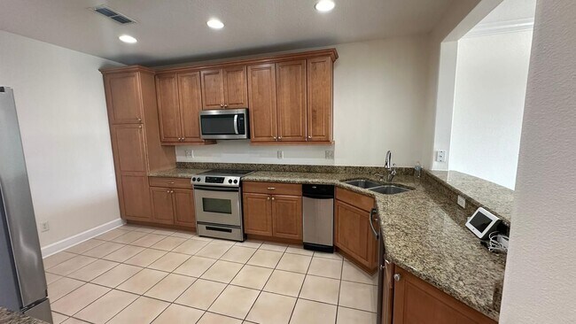 Foto del edificio - 7588 Toscana Blvd