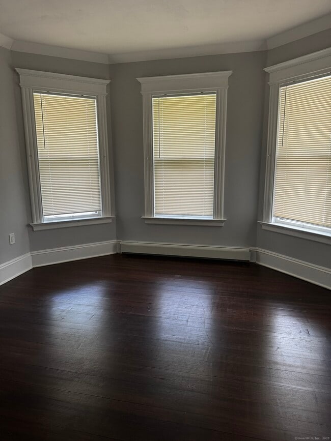 Building Photo - 177 Sisson Ave