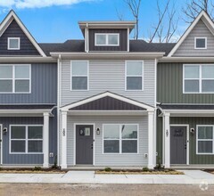 Building Photo - 105 Front Rdg Cir