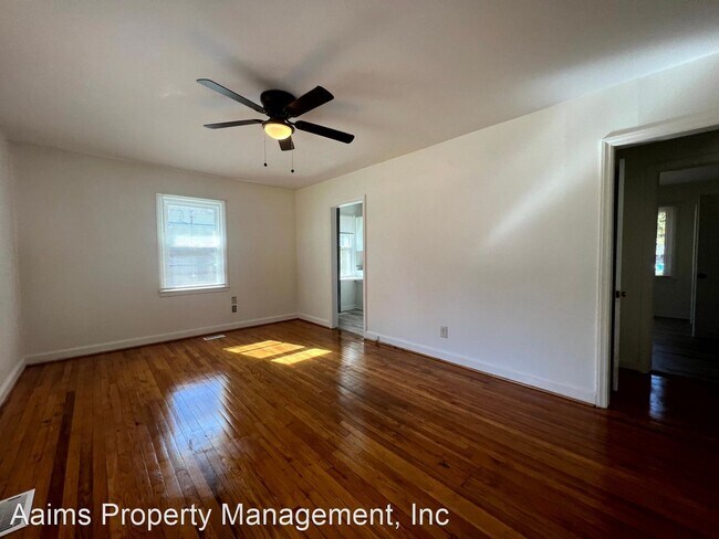Building Photo - 2 br, 1 bath House - 2073 Osceola Court