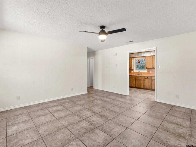 Foto del edificio - 901 Skyview Dr