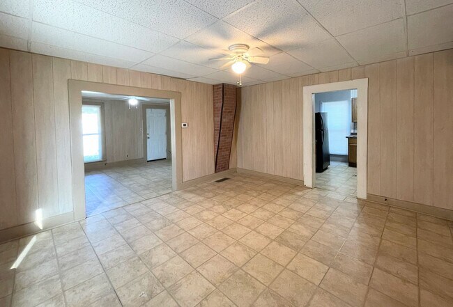 Foto del edificio - Spacious 1 Bed 1 Bath House