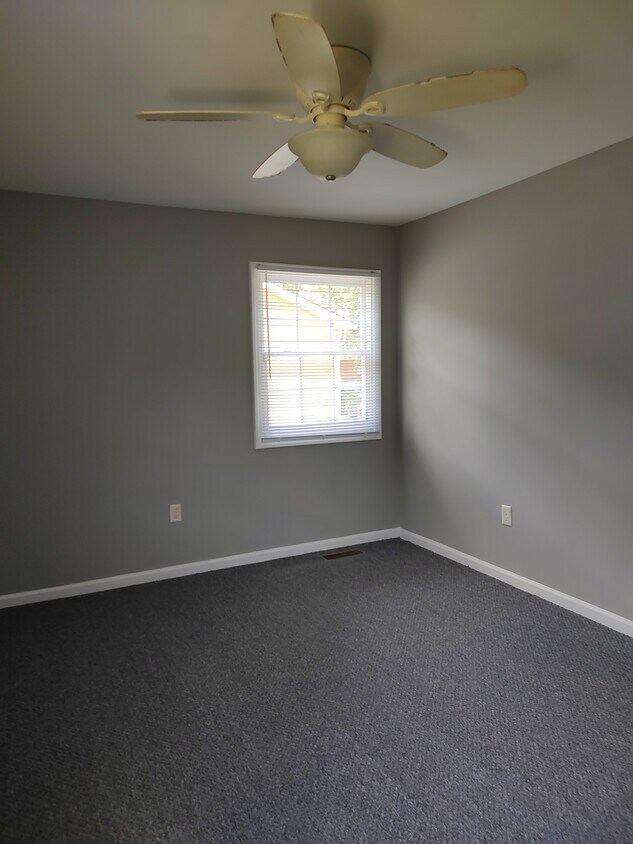 Bedroom - 2416 Little John Rd