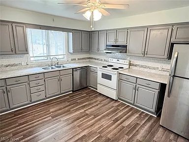 Foto del edificio - 7120-7122-7122 Glendale Ave