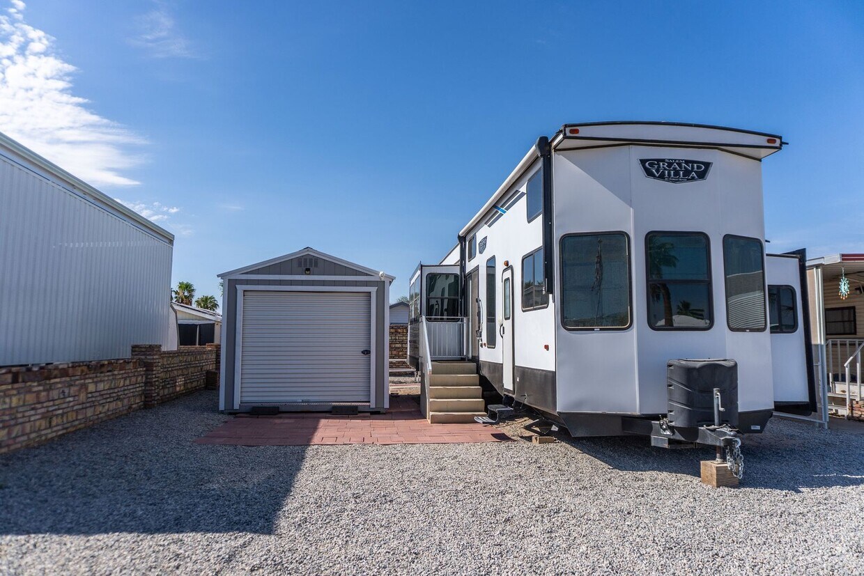 Primary Photo - Turn-Key Park Model in Yuma Foothills – Fu...