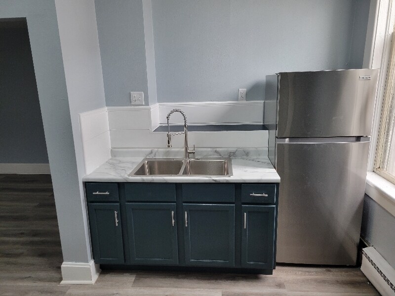 Foto principal - 106 E Washington St