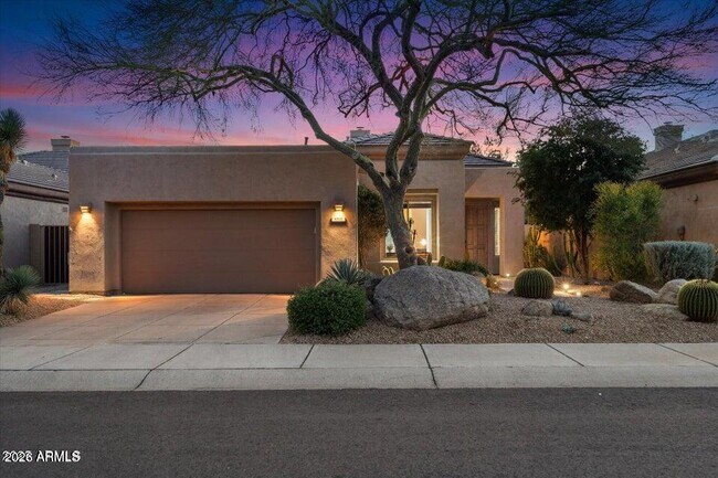 Building Photo - 6501 Shooting Star Way