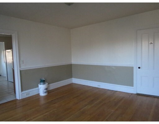 Building Photo - 6 Greenleaf St
