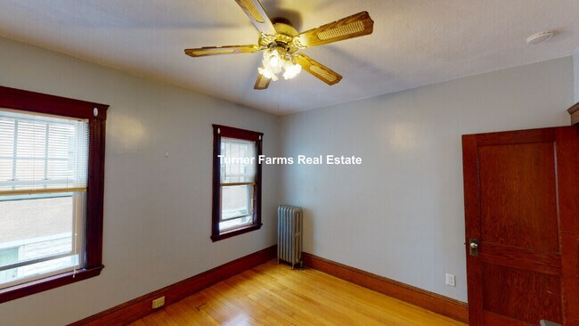 Building Photo - 117 Hillsdale Rd