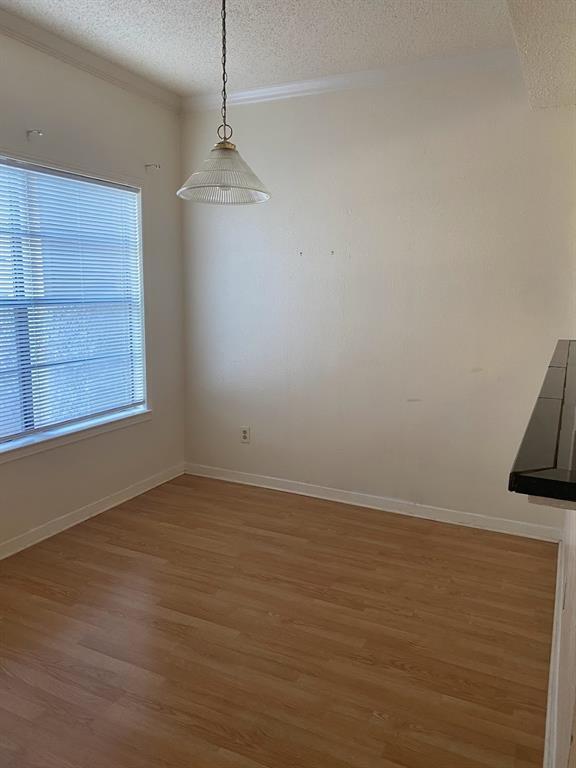 Foto del edificio - 915 W 23rd St