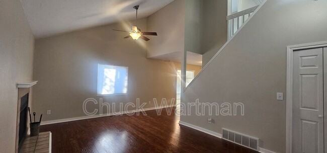 Foto del edificio - 7545 Churchwood Cir