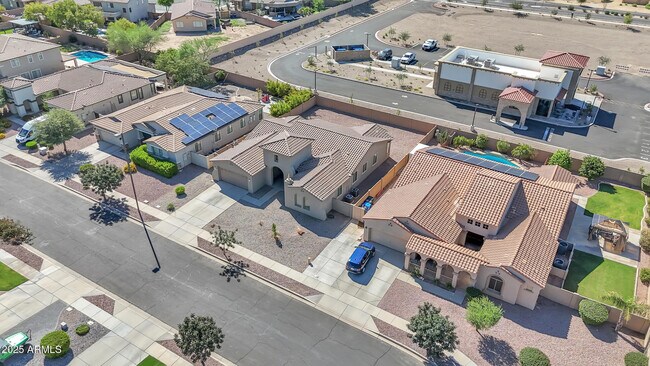 Foto del edificio - 3233 E Blue Ridge Way