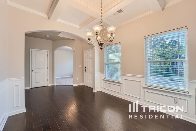 Building Photo - 4050 Tarnwood Pl