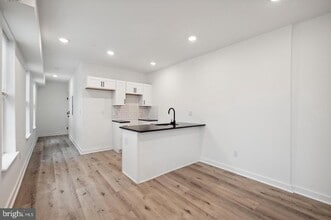 Building Photo - 3458 Frankford Ave