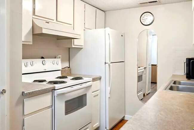 Foto del edificio - 3037 SW Lydia Ave