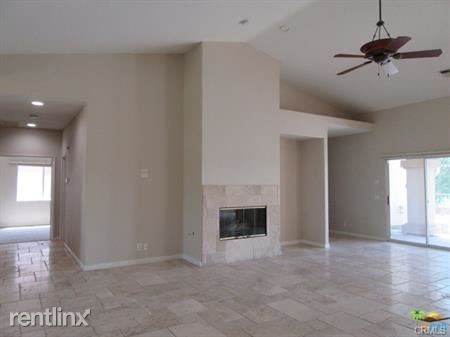 Foto del edificio - 3 br, 3 bath House - 45327 Crystal Springs Dr