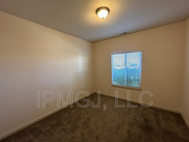 Building Photo - 3167 Glenn Everet Ct