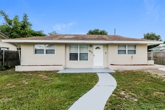 Building Photo - 4973 Elmhurst Rd