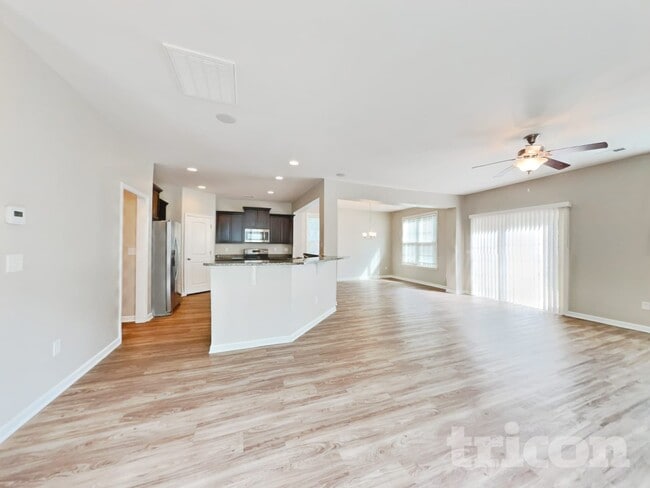 Building Photo - 127 Dunnsmore Dr