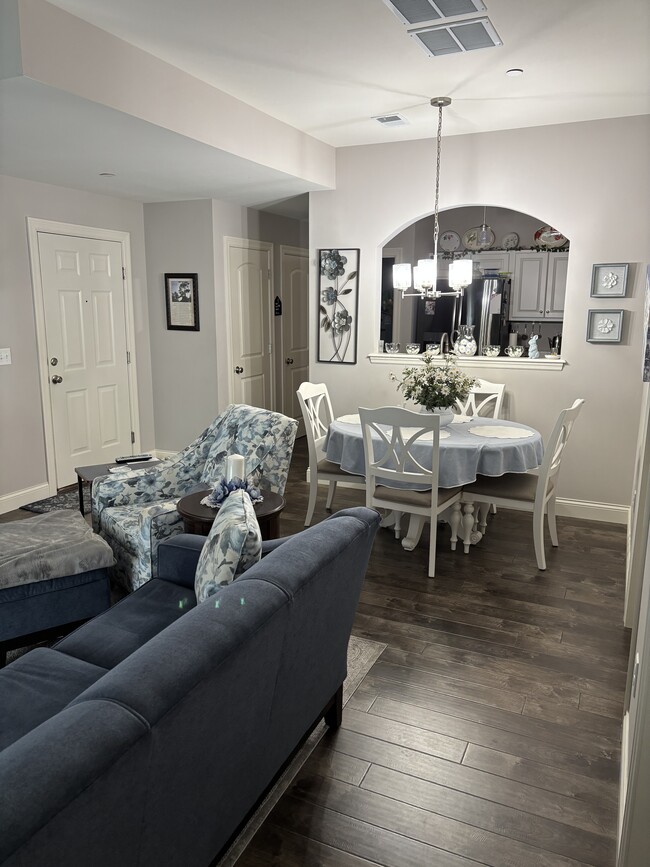 Building Photo - 6401 Brookfield Court Dr