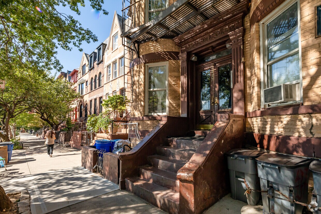 Foto del edificio - 437 1st St