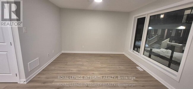 Building Photo - 401 Glenroy Gilbert Dr