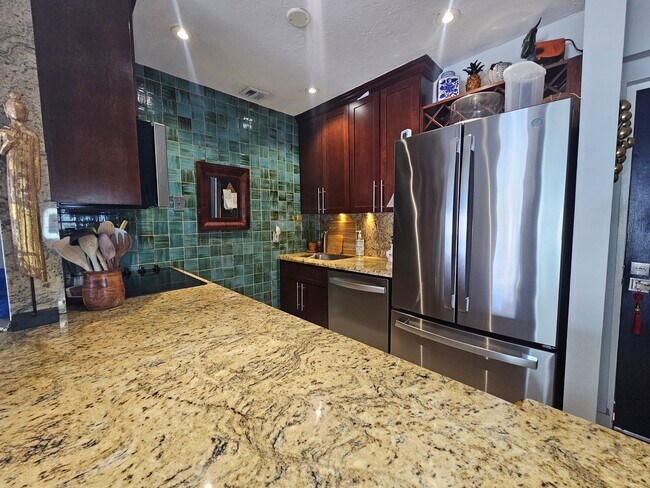 Foto del edificio - 3545 NE 167th St