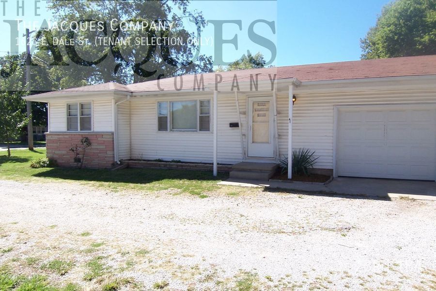 Foto principal - Very Clean 2 Bedroom 1 Bath 1 Car Garage D...