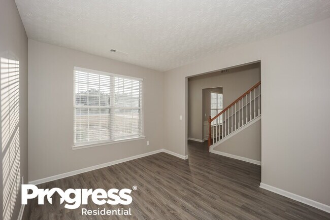 Foto del edificio - 6846 Lakefield Forrest Dr