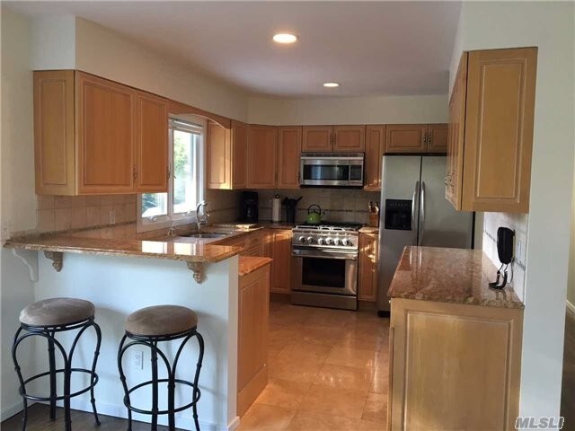 Foto del edificio - 355 Mill Rd