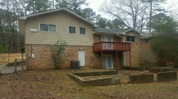 Foto del edificio - 2674 Bryant Dr