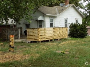 Building Photo - 2241 S 35th St