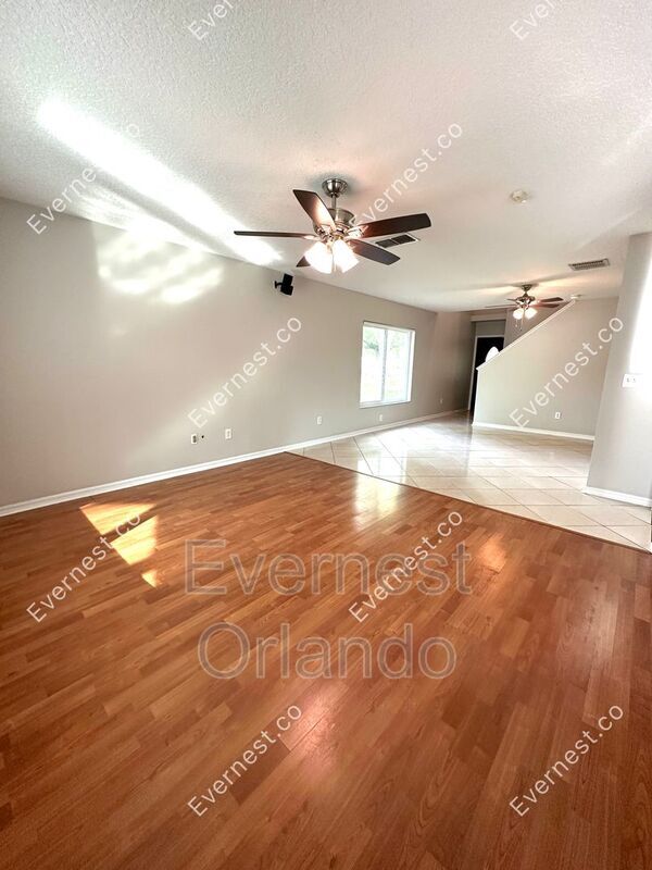 Foto del edificio - 2277 Heathwood Cir