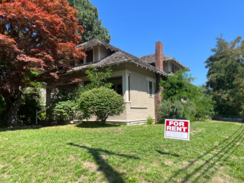 Foto principal - 602 N Government Way