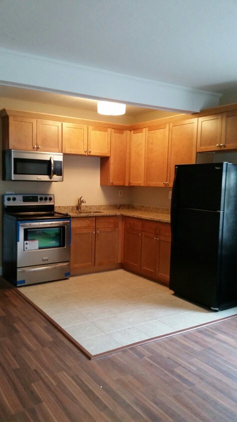 Kitchen - 278 Boston Post Rd