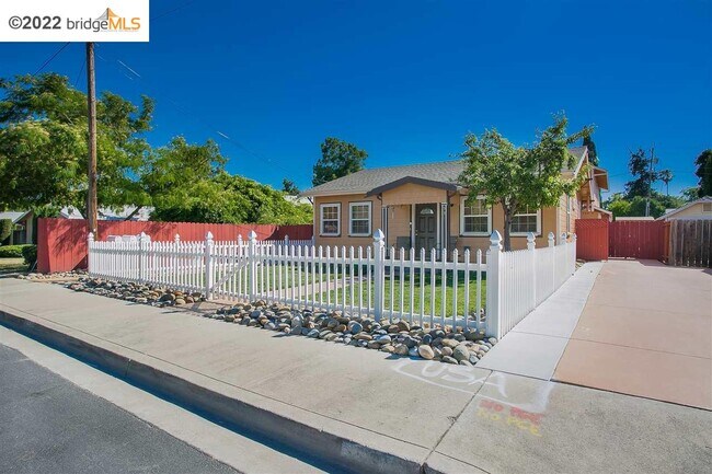 Foto del edificio - 531 3rd St