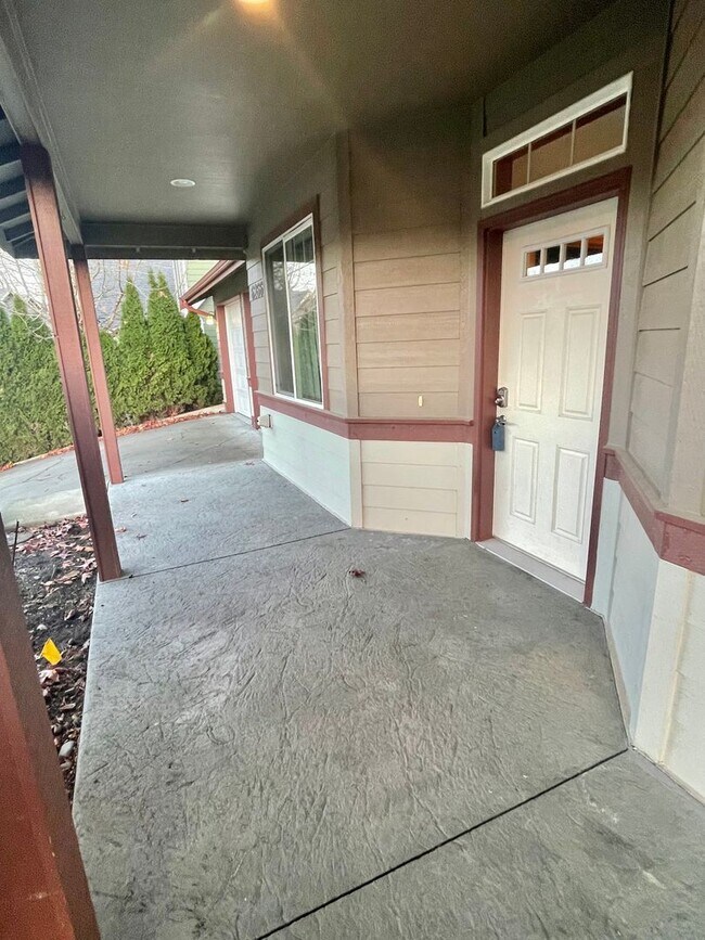 Foto del edificio - 3 Bed, 2 Bath Home in Quiet Cul-de-sec