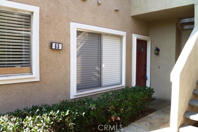 Foto del edificio - 65 Goldenrod