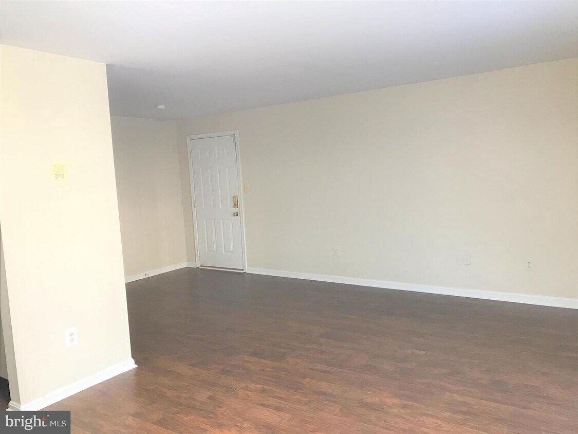 6609 Rapid Water Way Unit 104, Glen Burnie, MD 21060 Condo for Rent