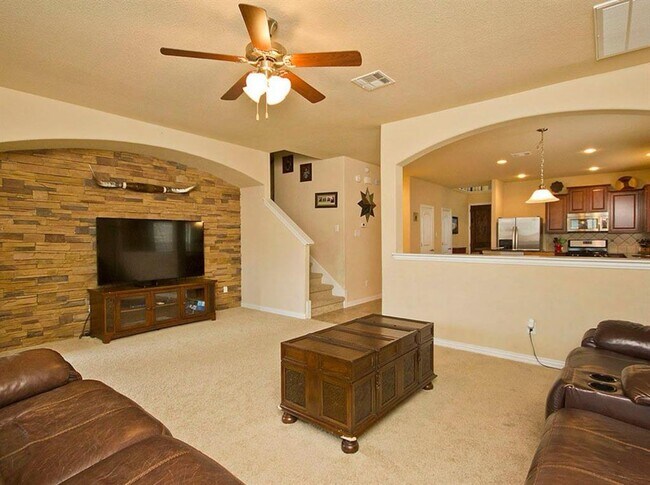 Foto del edificio - 20920 Windmill Ranch Ave