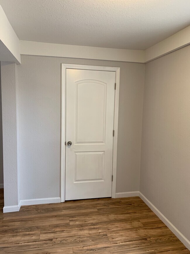 Foto del edificio - 321 Monroe St