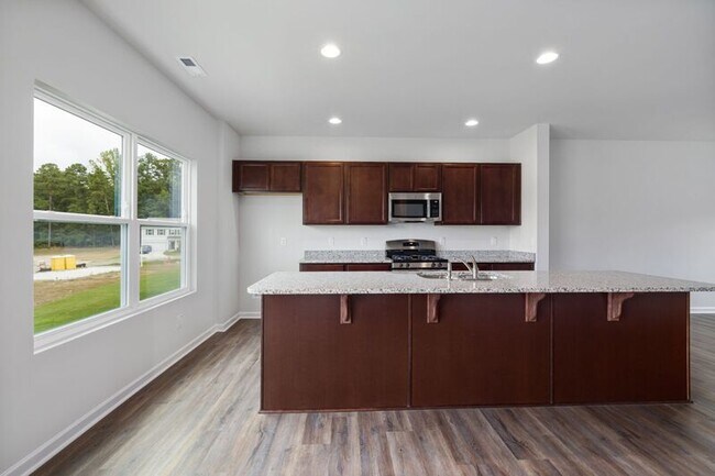 Foto del edificio - 5261 Calhoun Pl