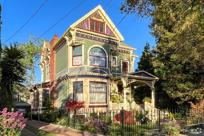 Colorful Victorian homes remain in the neighborhood.